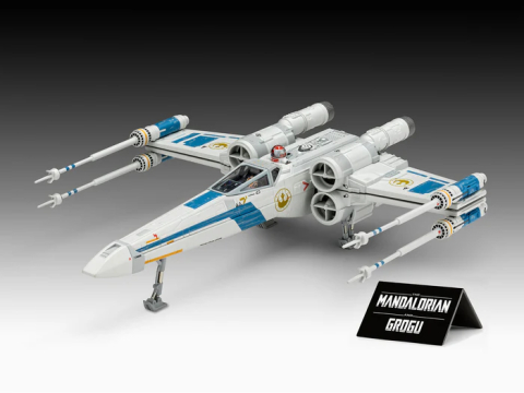 Revell Star Wars New Republic X-Wing Fighter [3]