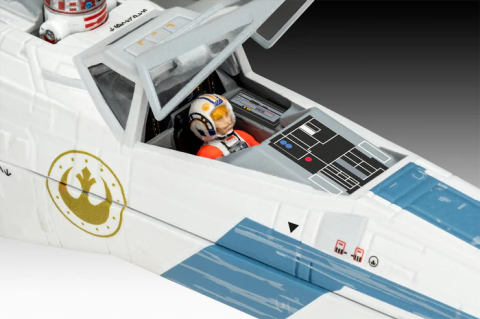 Revell Star Wars New Republic X-Wing Fighter [7]