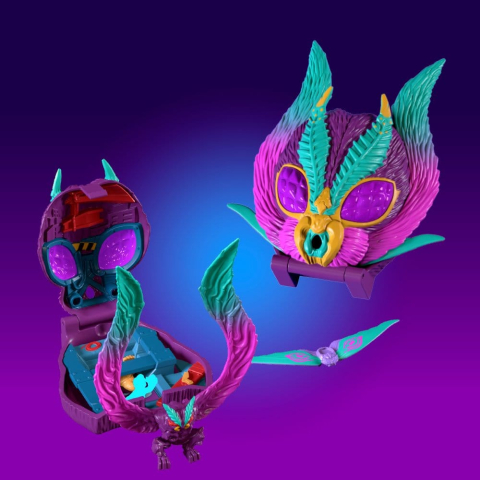 Rover Robin Plastic Model Kit Shoots Down Mothman [5]