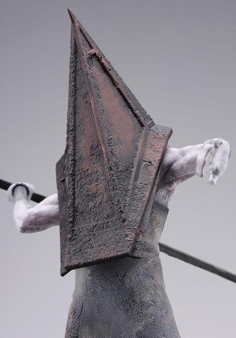 Silent Hill 2 Oshi Works Statue 1/7 Red Pyramid Thing 26 cm [7]