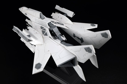 PRECOMENZI - Silpheed Plastic Model Kit 1/100 SA-77 Lancer type convertible kit 26 cm