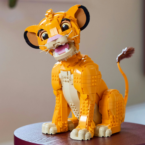 LEGO Disney Simba Regele Leu 43247 [5]