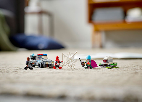 Spider-Man vs. Atacul lui Mysterio [8]