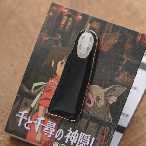 PRECOMENZI - Spirited Away Pin No Face