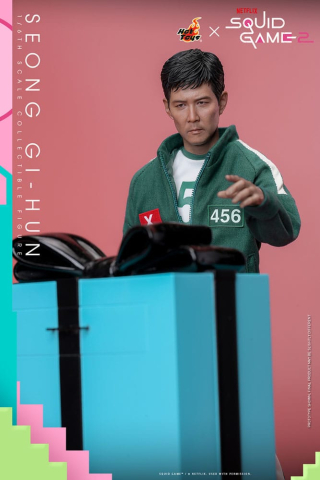 Squid Game 2 Action Figure 1/6 Seong Gi-hun 30 cm [12]