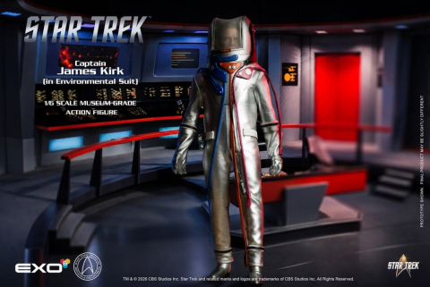 Star Trek: The Original Series Action Figure 1/6 Captain James T. Kirk (in Environmental Suit) 29 cm [2]