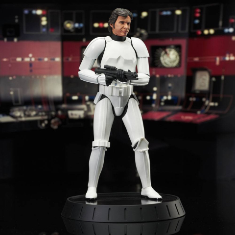 Star Wars Episode IV Milestones Statue 1/6 Han Solo (Stormtrooper Disguise) 40th Anniversary Exclusive 30 cm [3]