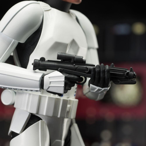 Star Wars Episode IV Milestones Statue 1/6 Han Solo (Stormtrooper Disguise) 40th Anniversary Exclusive 30 cm [9]