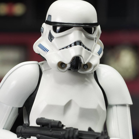 Star Wars Episode IV Milestones Statue 1/6 Han Solo (Stormtrooper Disguise) 40th Anniversary Exclusive 30 cm [11]