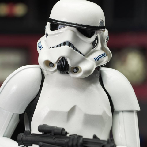 Star Wars Episode IV Milestones Statue 1/6 Han Solo (Stormtrooper Disguise) 40th Anniversary Exclusive 30 cm [12]