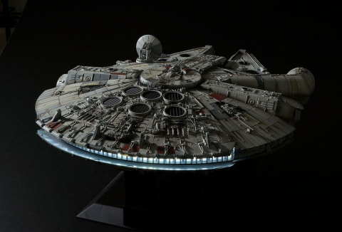 Star Wars Episode IV Perfect Grade Plastic Model Kit 1/72 Millennium Falcon 48 cm [3]