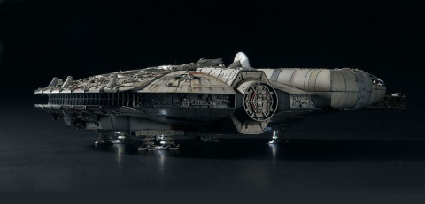 Star Wars Episode IV Perfect Grade Plastic Model Kit 1/72 Millennium Falcon 48 cm [1]