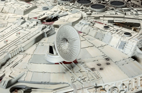 Star Wars Model Kit 1/72 Millennium Falcon 38 cm [1]