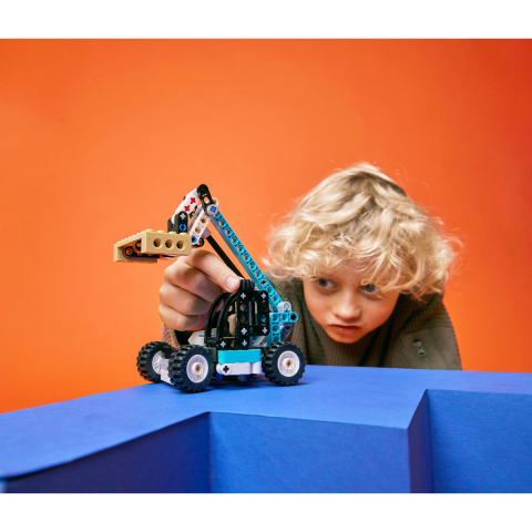 Stivuitor Telescopic [4]