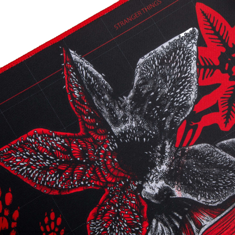 Stranger Things Desk Mat Demogorgon 80x35 cm [3]