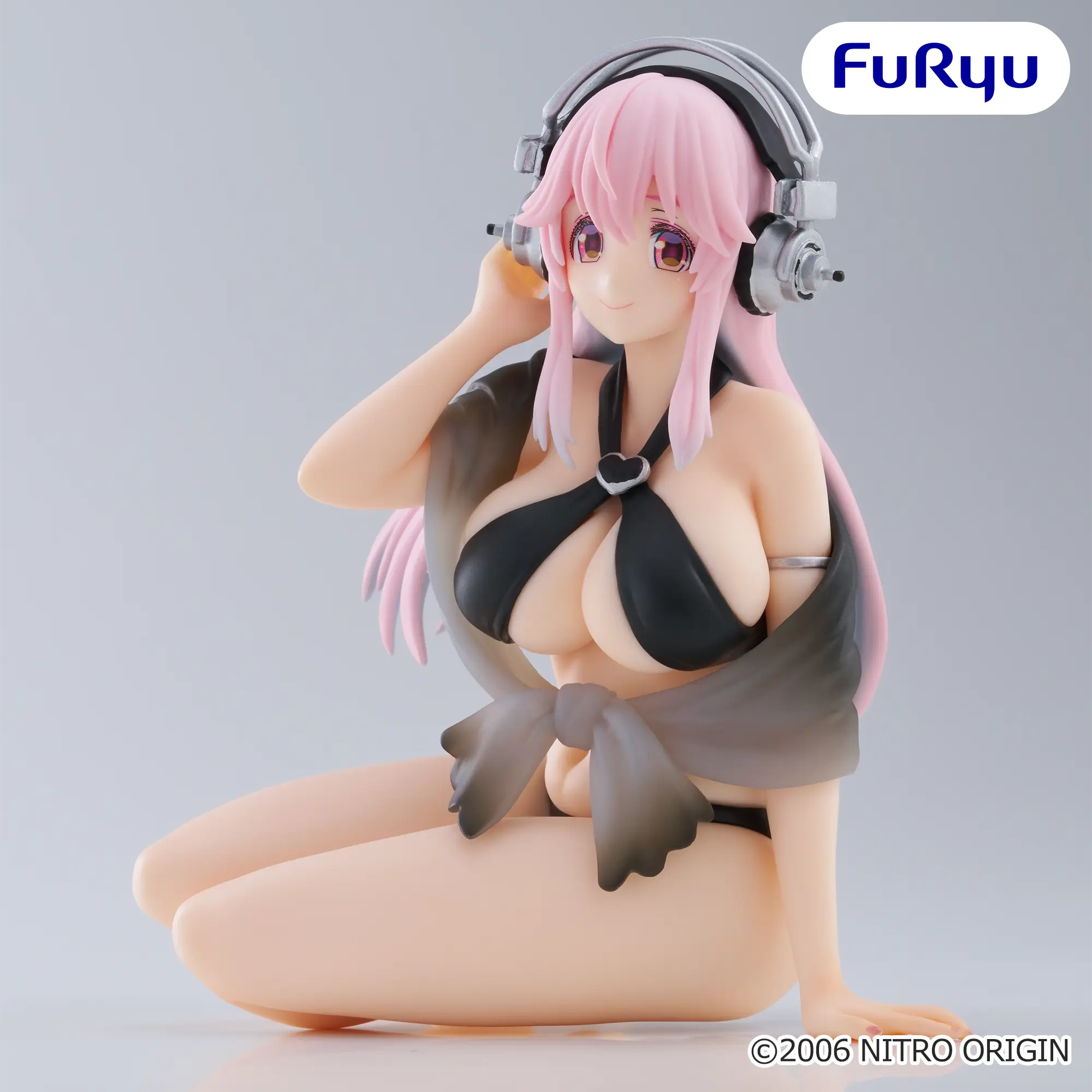 Super Sonico Swimsuit Black Color Ver. - figurina FuRyu Noodle Stopper 10 cm [3]