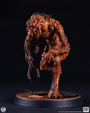 The Fly Statue 1/4 41 cm [14]