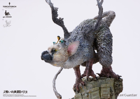 The Last Guardian Art Statue Trico by Akishi Ueda 50 cm [17]