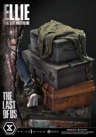 The Last of Us (Part I) Real Elite Masterline Statue 1/4 Ellie 46 cm [10]