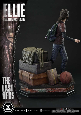 The Last of Us (Part I) Real Elite Masterline Statue 1/4 Ellie 46 cm [1]