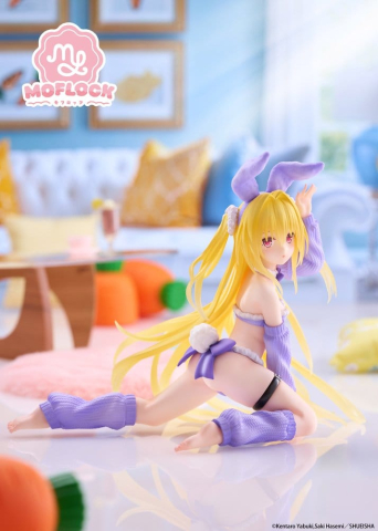 PRECOMENZI - To Love-Ru Darkness MOFLOCK PVC Figure Golden Darkness (Fluffy Bunny Ver.) 13 cm