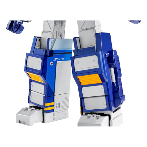 Transformers Interactive Robot Soundwave G1 Flagship 36 cm [4]