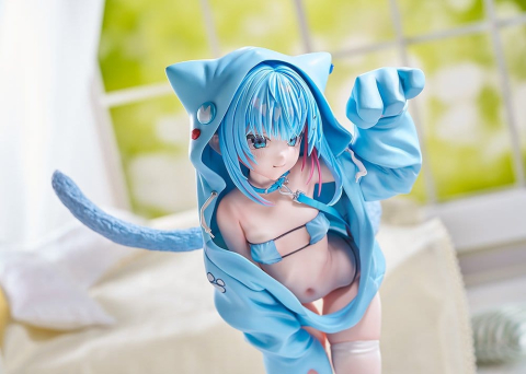 Virtual illustrator Kanzarin PVC Figure 1/6 kanzarin-chan: Cat-Eared Hoodie Ver. 26 cm [3]