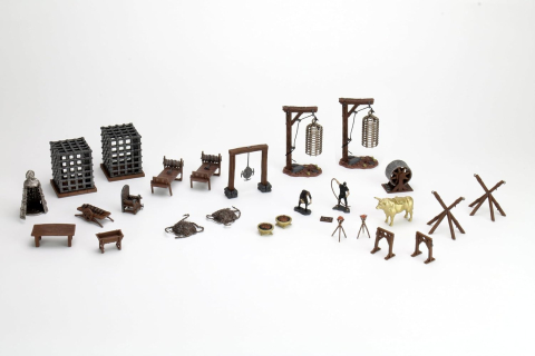 WarLock Tiles Accessory – Torture Chamber Set pentru Dungeon RPG [2]