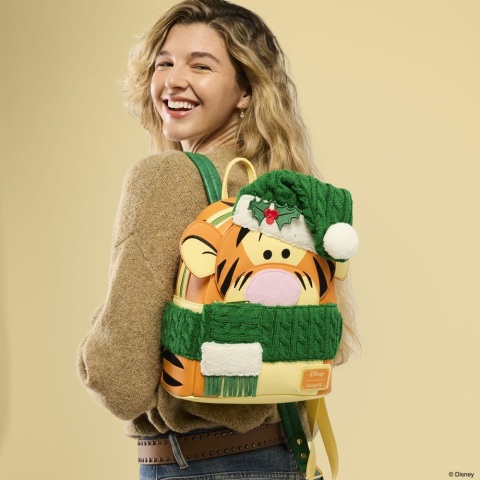 Fashion & Accessories - Winnie the Pooh by Loungefly Mini Backpack Holiday
