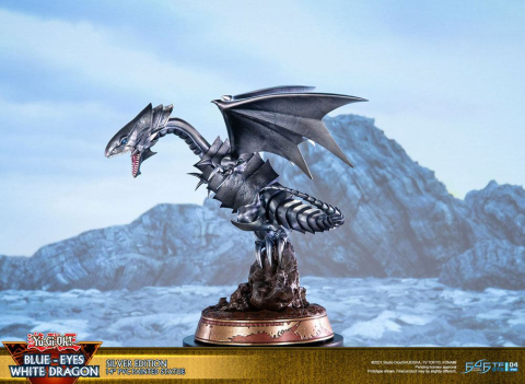 Yu-Gi-Oh! PVC Statue Blue-Eyes White Dragon Silver Edition 35 cm [6]
