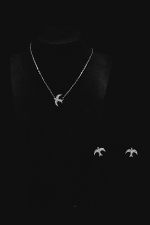 SETURI - Set bijuterii „Whisper of Wings” – colier și cercei argintii cu păsări și cristale, Leyla’s Brilliance