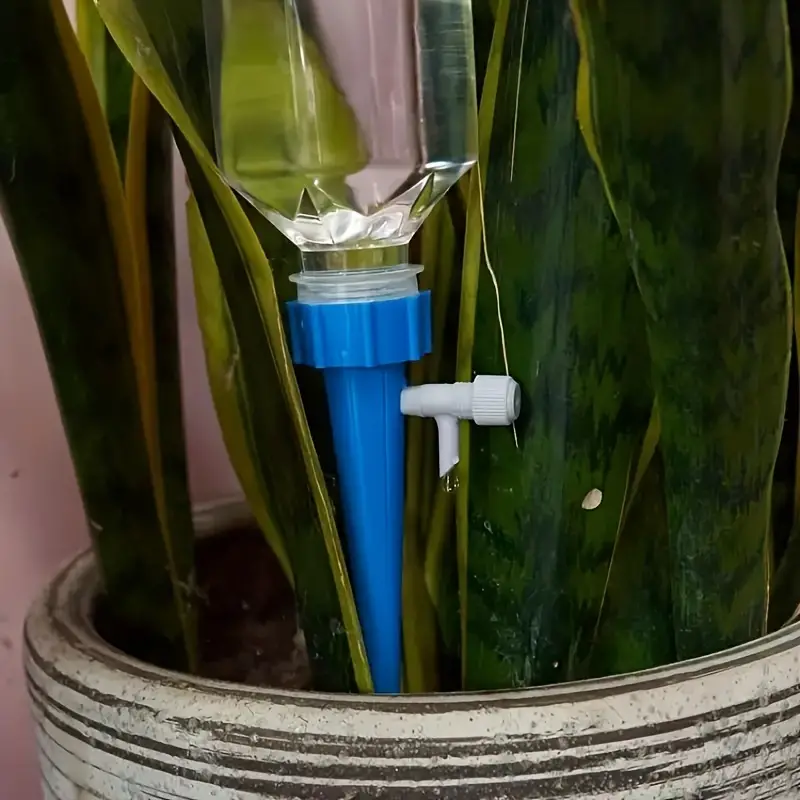 Set 12 Picurători pentru Ghiveci sau Grădină din PVC cu Duza Reglabilă [5]