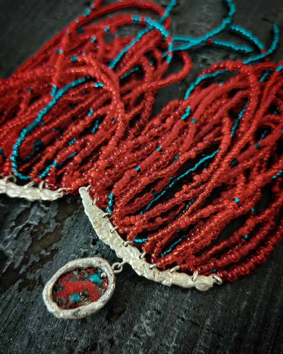 Red feeling [2]