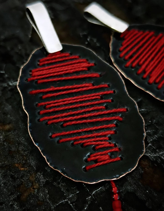 cercei argint cu email negru, lucrati manual în Cluj  bijuterie unicat din argint colectia Traditii Liana Jewelry [2]