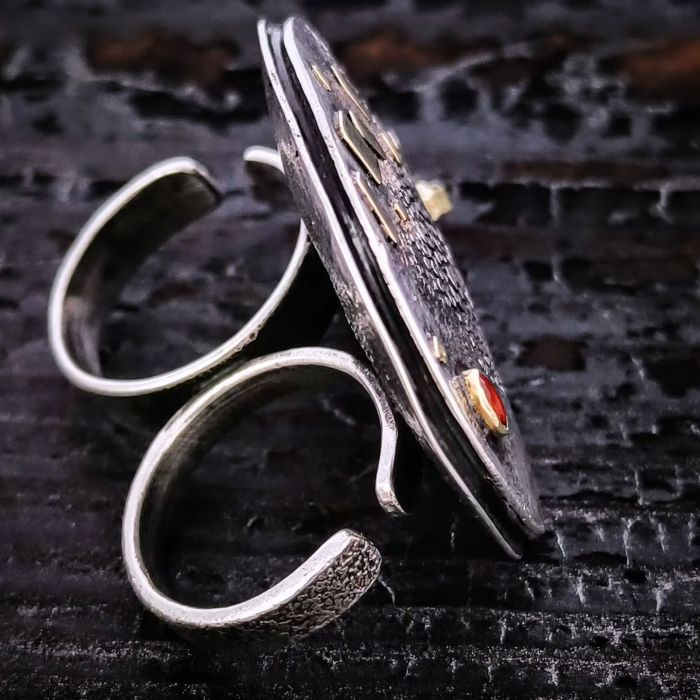 inel de argint si aur'' Vulcanic Dream'' cu rubin și diamant brut [7]