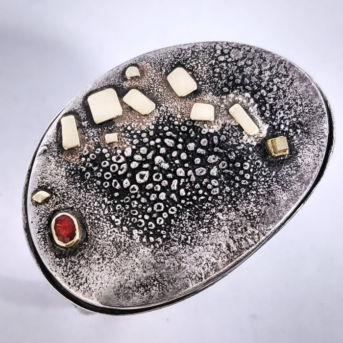 inel de argint si aur'' Vulcanic Dream'' cu rubin și diamant brut [3]