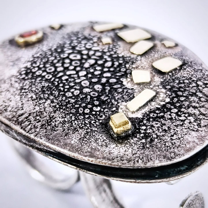 inel de argint si aur'' Vulcanic Dream'' cu rubin și diamant brut [6]