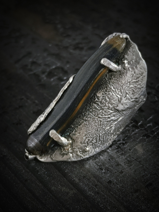 inel ''Antic '' bijuterie uncat cu granat si ochi de soim [3]