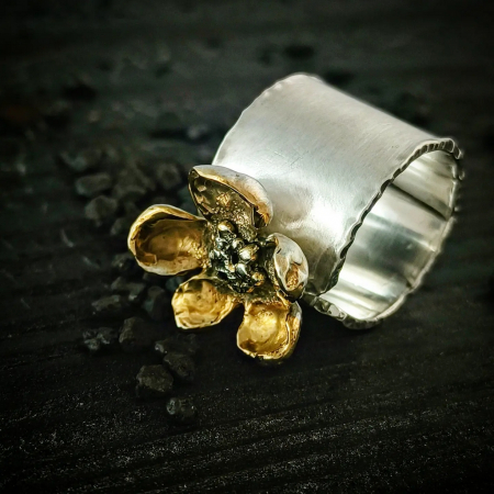 Flower ring [3]