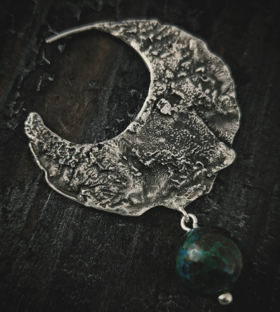 cercei argint patinat si turquaz de nepal lucrati manual în Cluj  bijuterie unicat din argint colecția LAVA Liana Jewelry  inel texturat cu detalii din argint și România [5]