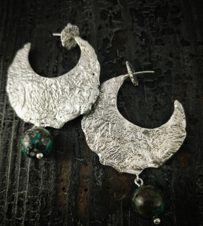 cercei argint patinat si turquaz de nepal lucrati manual în Cluj  bijuterie unicat din argint colecția LAVA Liana Jewelry  inel texturat cu detalii din argint și România [9]