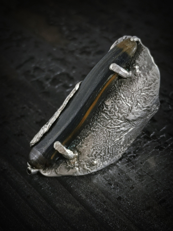 inel ''Antic '' bijuterie uncat cu granat si ochi de soim [2]