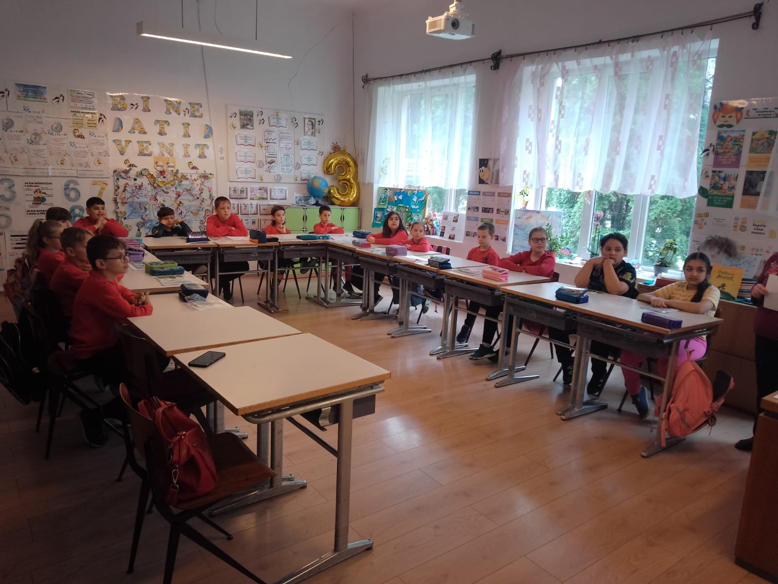 Poveste educativa, Clasa Albinutelor din Sângeorgiu de Mures, invatator Adriana Pop