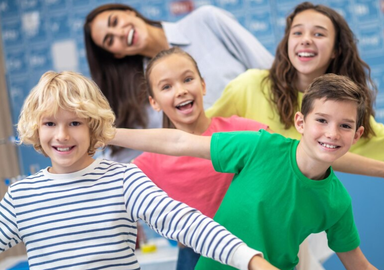 Activitati Interactive pentru Dezvoltarea Emotionala si Sociala a Copiilor in Scoala Altfel