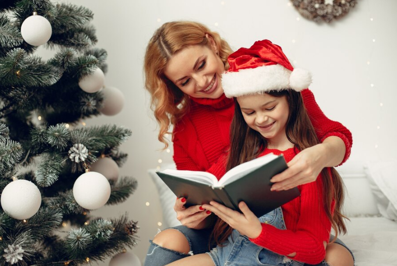 🎄 De ce sa oferi carti copiilor de Craciun? 10 motive care iti vor incalzi sufletul 🎁