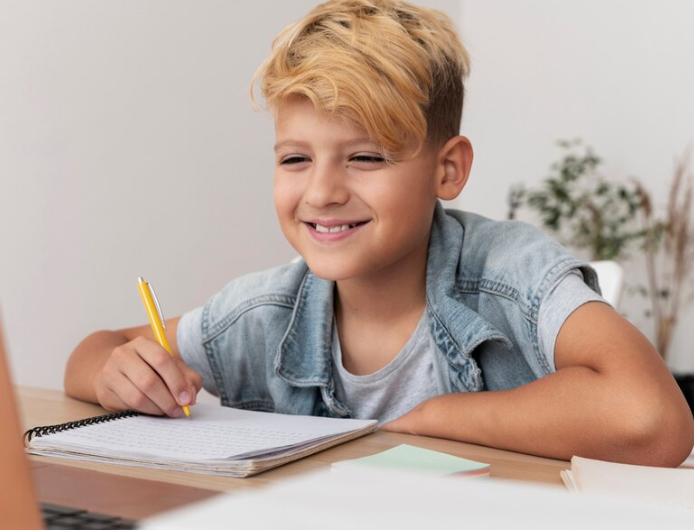 3 Programe Care Transforma Pasiunea pentru Scris intr-o Superputere