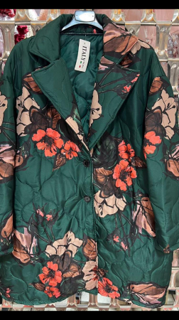 Femei - geaca cu imprimeu