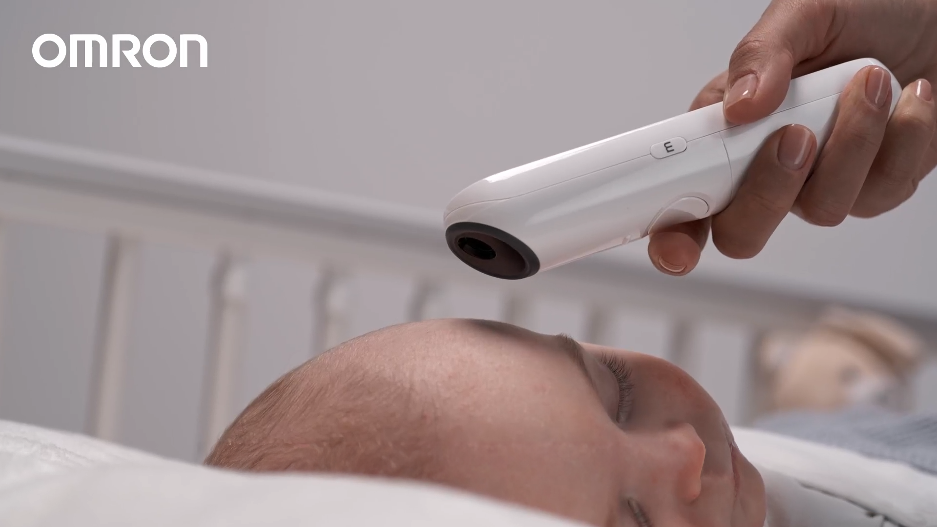 omron-gentle-temp-gt-730-termometru-de-frunte-cu-infraroșii-fara-contact