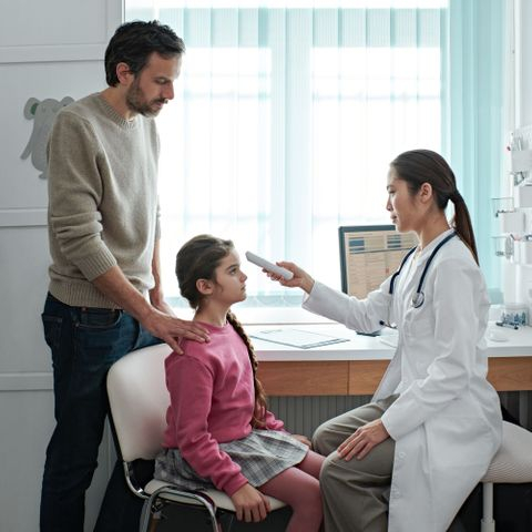 OMRON Gentle Temp 730 - Termometru de frunte cu infraroșu, fără contact, pentru nou-născuți, copii și adulți, măsurare rapidă în 1 secundă, rezistent la apa, silentios [12]