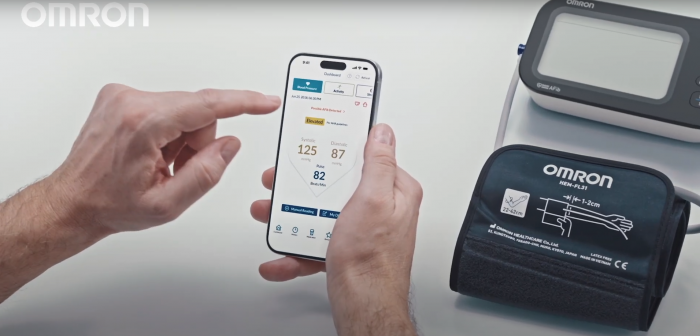 OMRON M7 Intelli IT AFib (HEM-7380T1-EBK) cu Bluetooth - Tensiometru de brat, detectare fibrilatie atriala, manseta inteligenta Intelli Cuff, transfer date Omron Connect, afisaj DUAL [2]